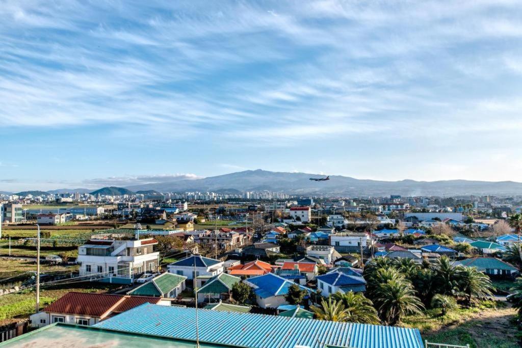 Odri Inn Jeju by Eksteriør bilde