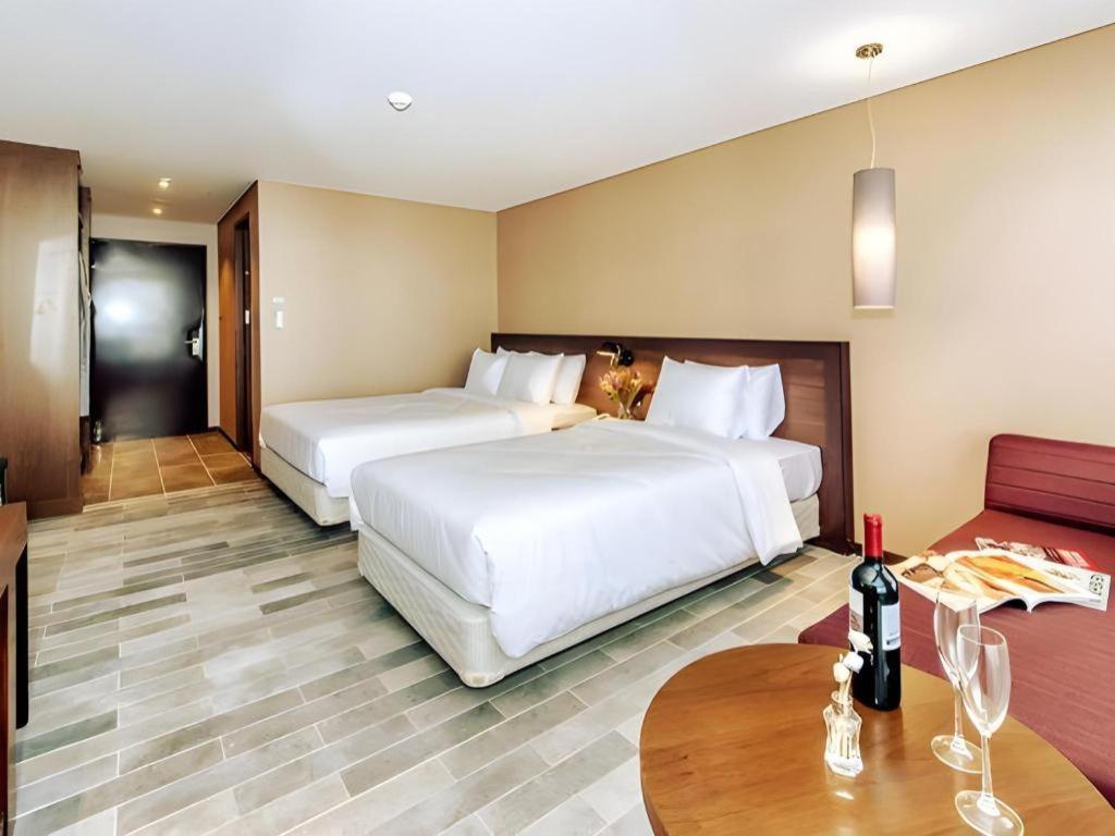 Odri Inn Jeju by Eksteriør bilde